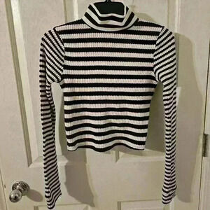 Aerie NWT Black White Striped Waffle Mockneck  Cropped Top Size Petite S